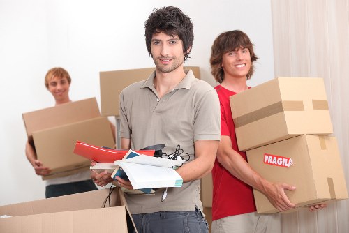 Moving home in Pimlico with careful loading near local residential streets